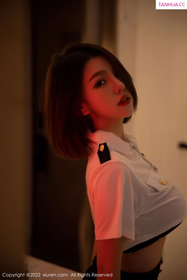   [XiuRen]高清写真图 2022.11.07 No.5815 美羊羊 黑丝美腿第24张图片